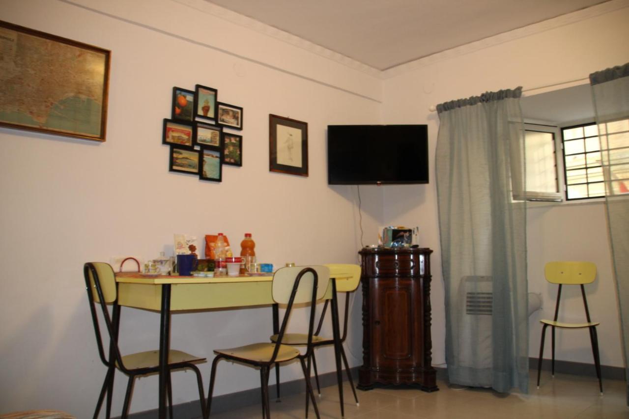 San Gregorio Suite&Breakfast Napoli Bagian luar foto